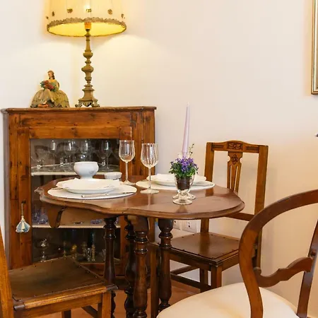 Bb Porta Augustea - Konukevi