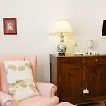 Pensión Bb Porta Augustea -